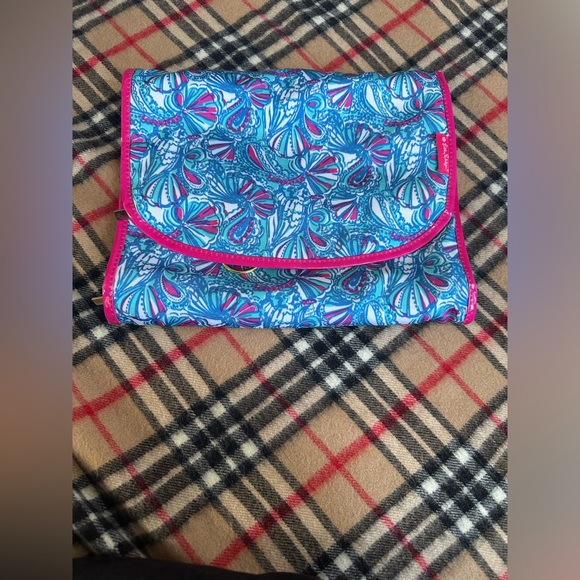 Lilly Pulitzer Target hanging valet makeup toiletry travel bag(see all photos) - Picture 2 of 10